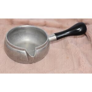 WILTON ARMETALE RWP, Pewter Gravy Butter Sauce Pan W/ Spout Black Handle